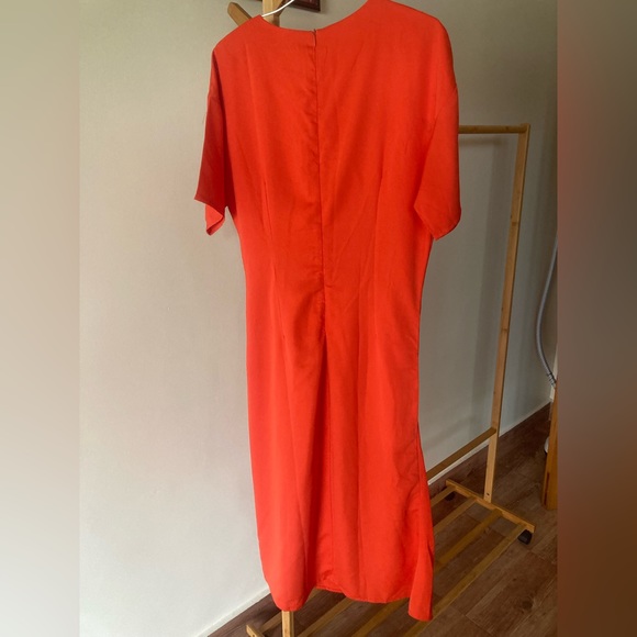 twisted knot ,split front midi dress NWT - Picture 11 of 13